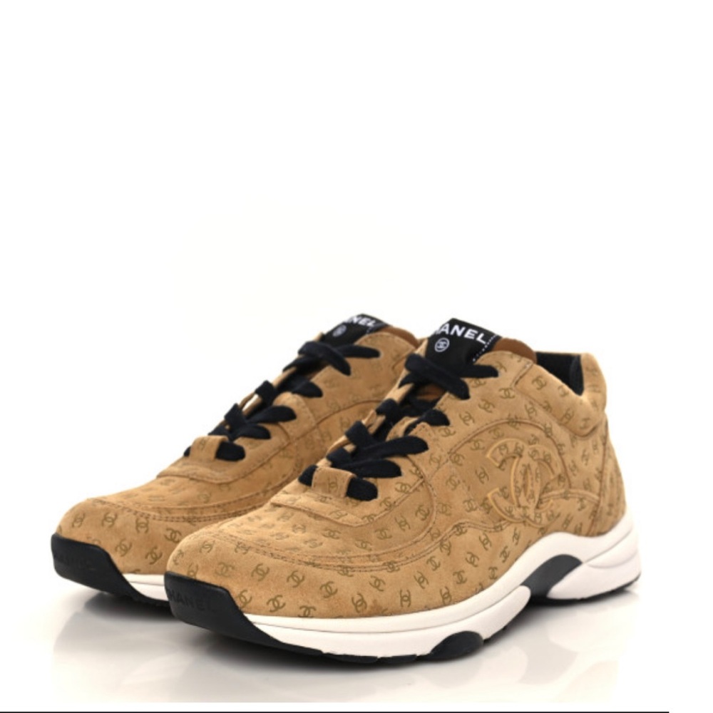 ***NEW*** Chanel Sneakers, size 37.5, Printed Suede Calfskin, Dark Beige